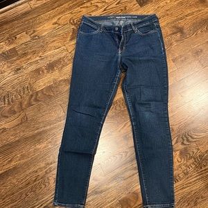 Womens Old Navy legging Jean.